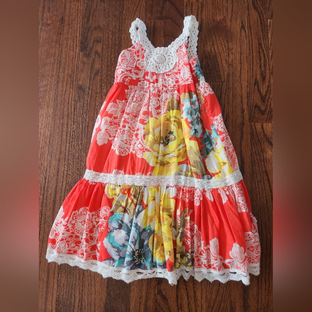 Girls dress